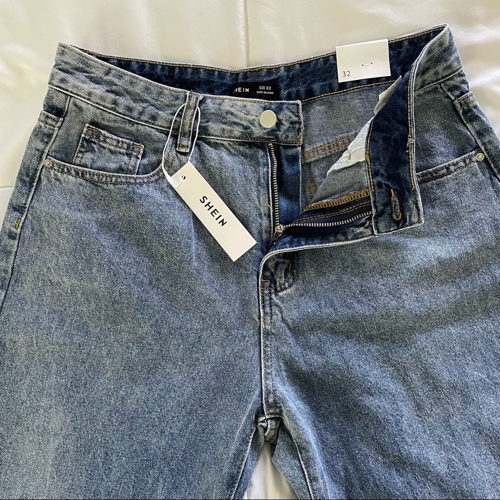 Mom Jeans Light Wash High Waist Size 32
